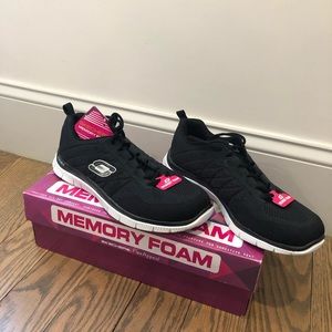 Sketchers Flex Appeal Memory Foam Sneakers